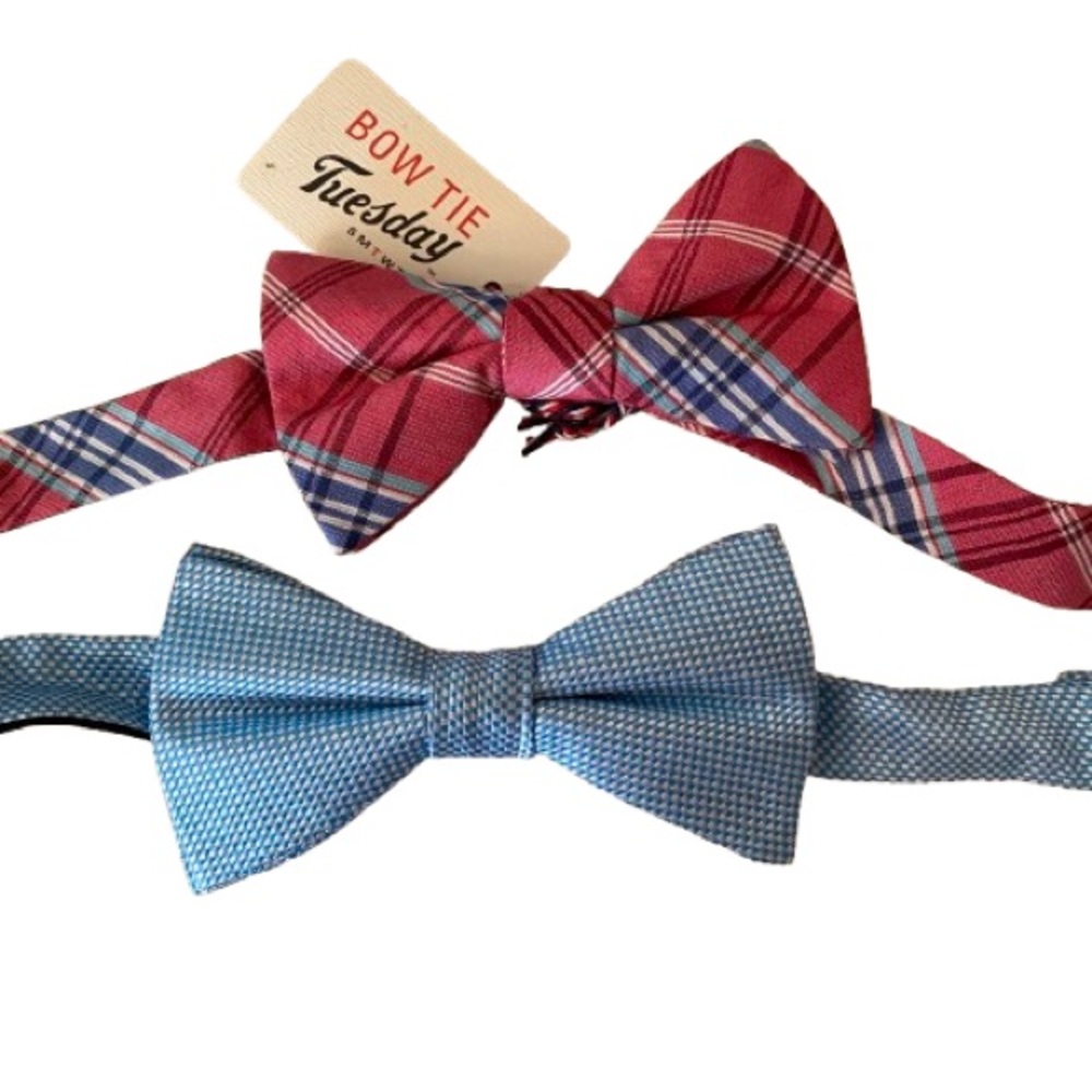 Izod and Bow Tie Tuesday Men's Bow Tie Bundle Preppy Professor Old Money NWT